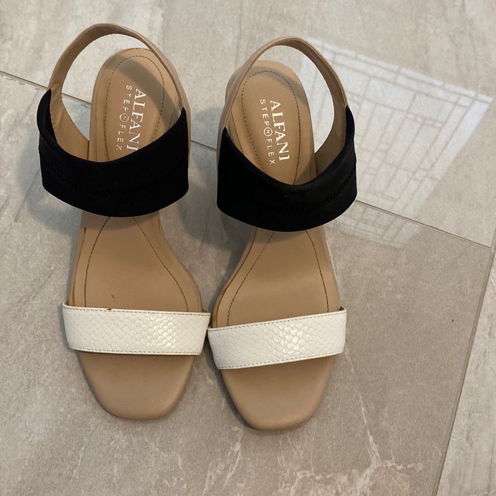 Women heels sandals size 5